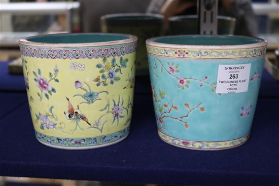 Two Chinese Republic period famille rose plant pots H.12cm